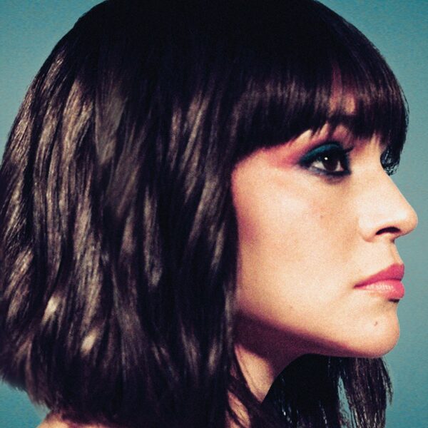 Norah Jones, la preuve par le neuf Norah Jones, prouvant par le neuf