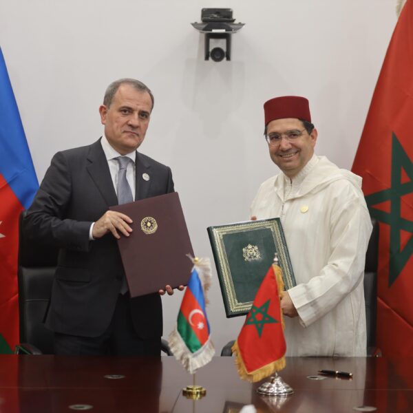 Accord d’exemption mutuelle de visa signé entre le Maroc et l’Azerbaïdjan